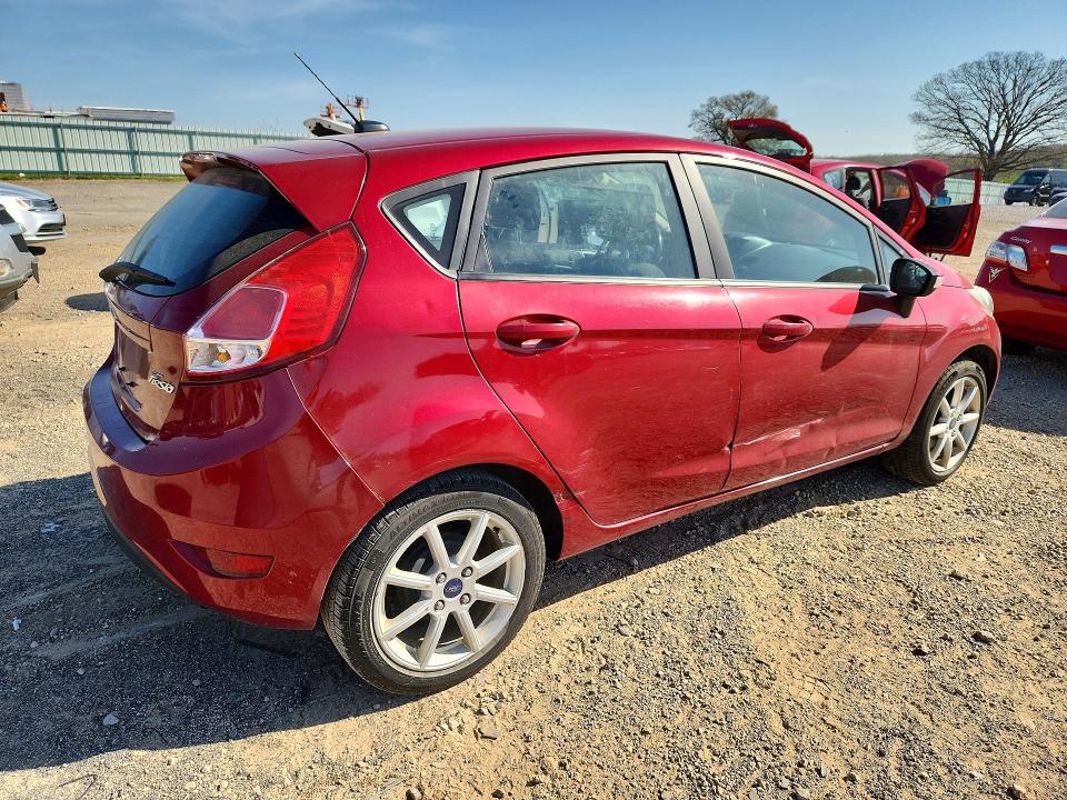 50731596 :رقم المزاد ، 3FADP4EJ5GM156411 vin ، 2016 Ford Fiesta مزاد بيع