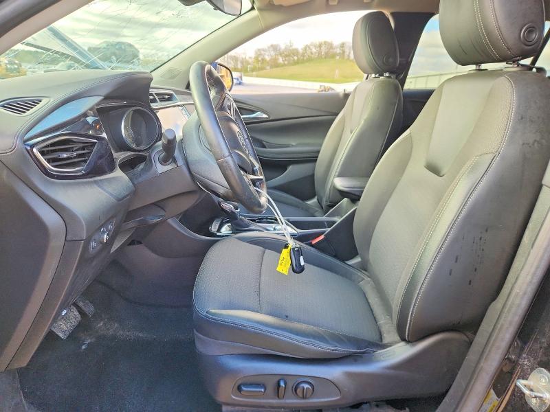 51139596 :رقم المزاد ، KL4MMBS2XNB120345 vin ، 2022 Buick Encore Gx مزاد بيع