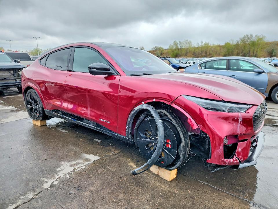 Продажа на аукционе авто 2025 Ford Mustang Mach-e, vin: 3FMTK4SX0SMA13643, номер лота: 50932436