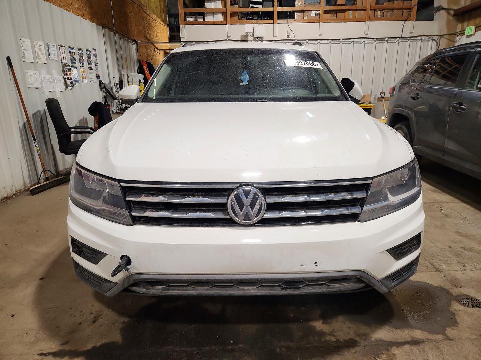 2018 Volkswagen Tiguan მანქანა იყიდება აუქციონზე, vin: 3VV0B7AX7JM119677, აუქციონის ნომერი: 50997866