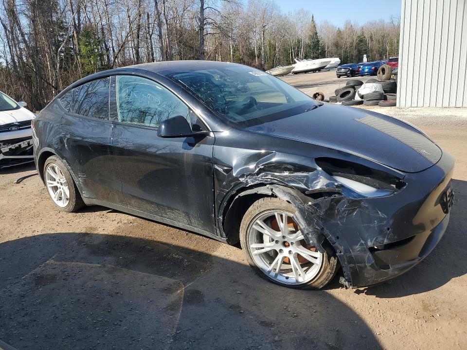 49957196 :رقم المزاد ، 5YJYGDEE5MF107207 vin ، 2021 Tesla Truck/van Model Y 75d Long Ran مزاد بيع