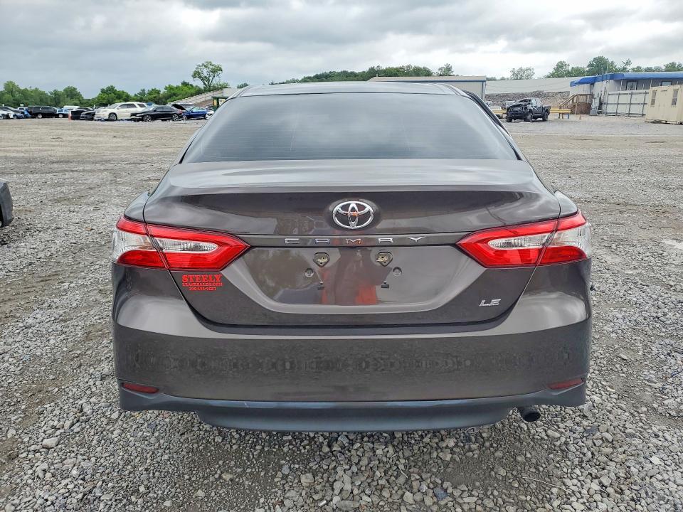 2018 Toyota Camry მანქანა იყიდება აუქციონზე, vin: 4T1B11HKXJU650798, აუქციონის ნომერი: 57714706