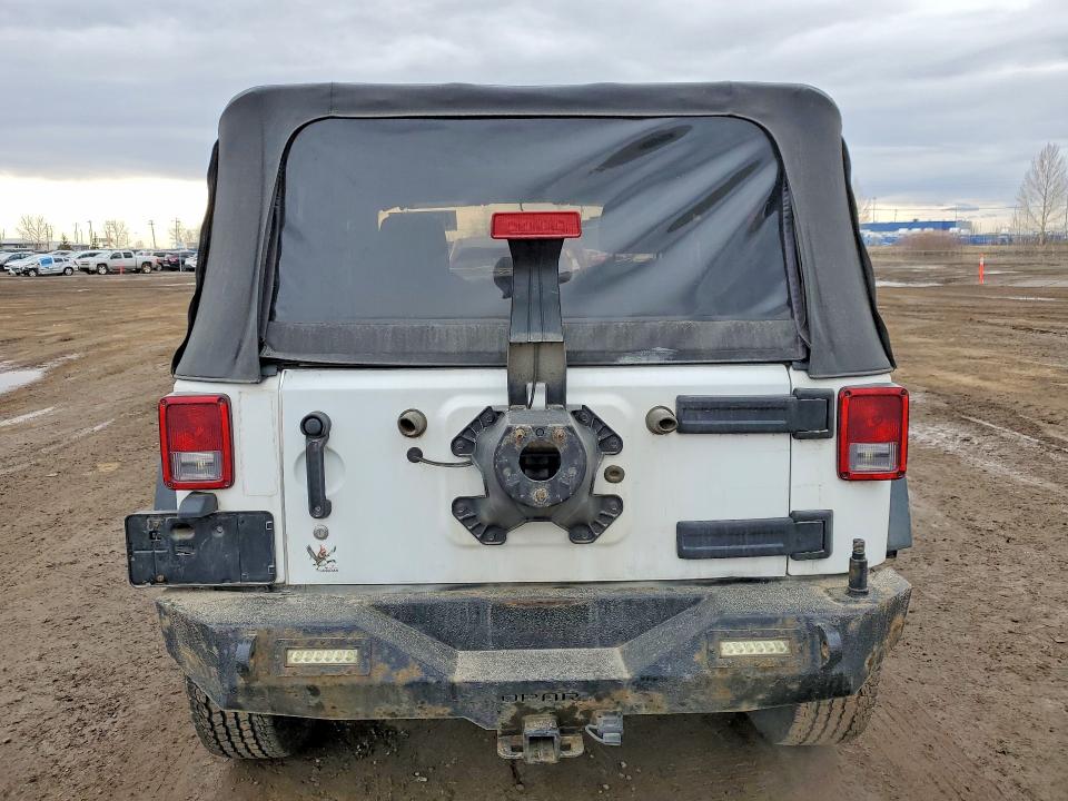 49765736 :رقم المزاد ، 1C4AJWAG4EL207075 vin ، 2014 Jeep Wrangler مزاد بيع