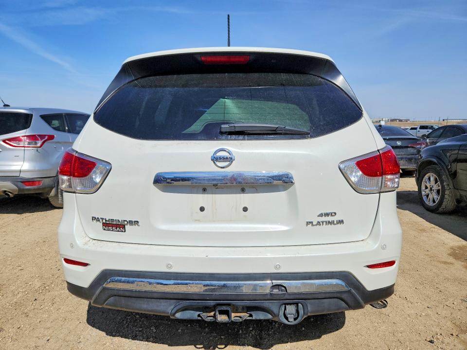 Продажа на аукционе авто 2015 Nissan Pathfinder, vin: 5N1AR2MM1FC639431, номер лота: 51268126