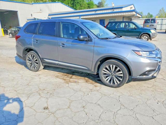 Продаж на аукціоні авто 2020 Mitsubishi Outlander, vin: JA4AZ3A33LZ041981, номер лоту: 50887976