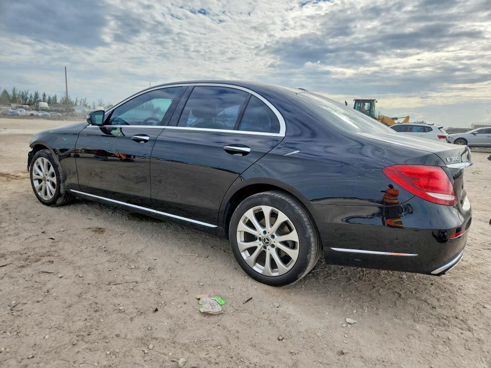 Aukcja sprzedaży 2018 Mercedes-benz E, vin: WDDZF4JB7JA372272, numer aukcji: 51026856