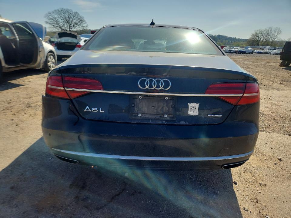 50709556 :رقم المزاد ، WAU3GAFD6FN023235 vin ، 2015 Audi A8 مزاد بيع