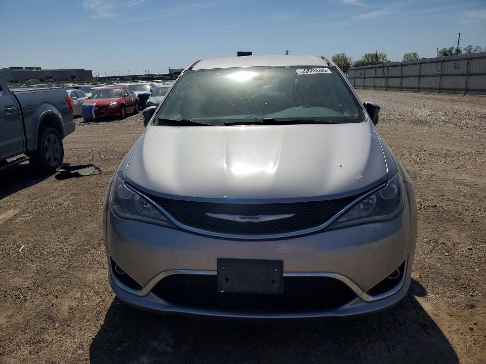 50636686 :رقم المزاد ، 2C4RC1BG5HR543912 vin ، 2017 Chrysler Pacifica مزاد بيع