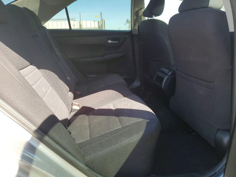 48912636 :رقم المزاد ، 4T1BF1FK5HU328505 vin ، 2017 Toyota Camry مزاد بيع