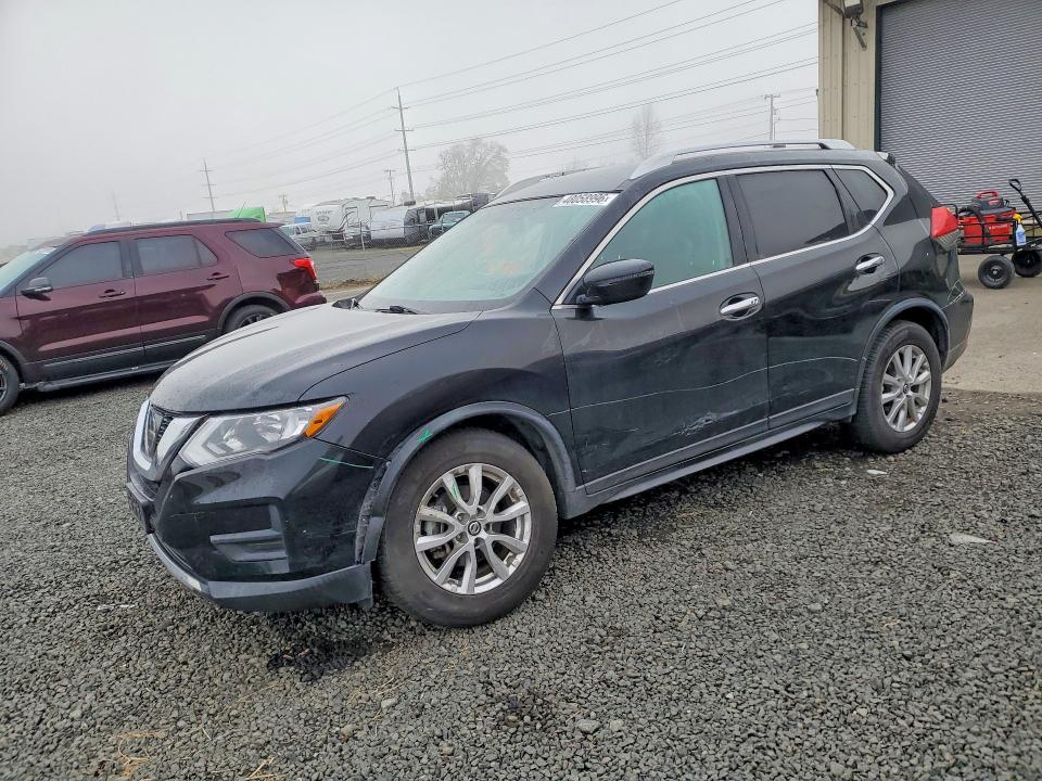 Auction sale of the 2017 Nissan Rogue, vin: KNMAT2MV9HP575858, lot number: 48058996