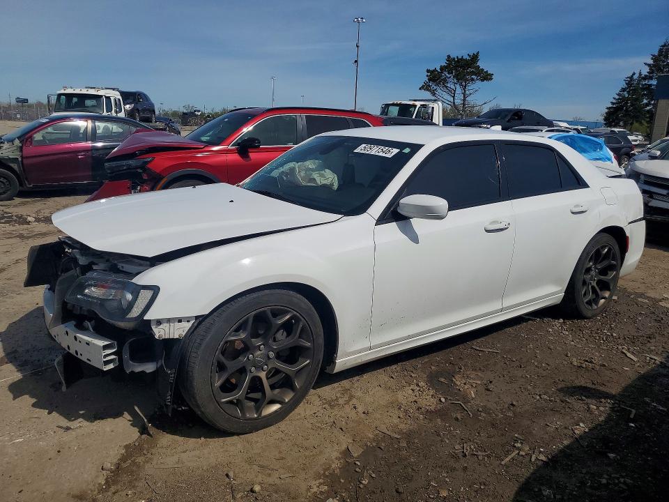 Продажа на аукционе авто 2016 Chrysler 300, vin: 2C3CCABG0GH269906, номер лота: 50971546