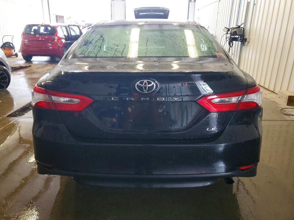 51289936 :رقم المزاد ، 4T1C11AK0LU940114 vin ، 2020 Toyota Camry مزاد بيع