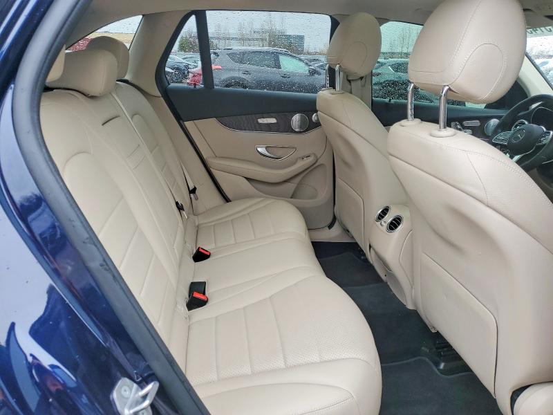 48151456 :رقم المزاد ، W1N0G8EB5MF893055 vin ، 2021 Mercedes-benz Glc مزاد بيع
