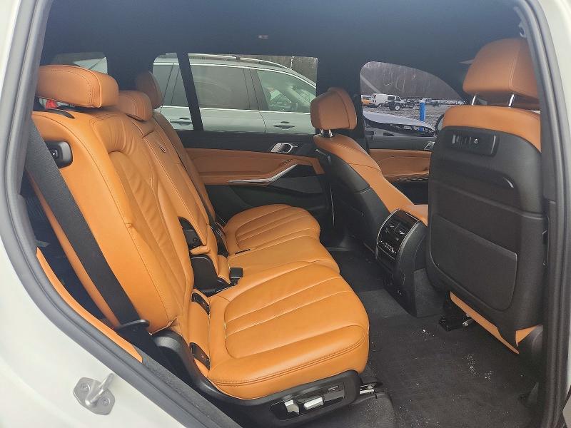 2021 Bmw X7 მანქანა იყიდება აუქციონზე, vin: 5UXCX6C04M9F01774, აუქციონის ნომერი: 48504706