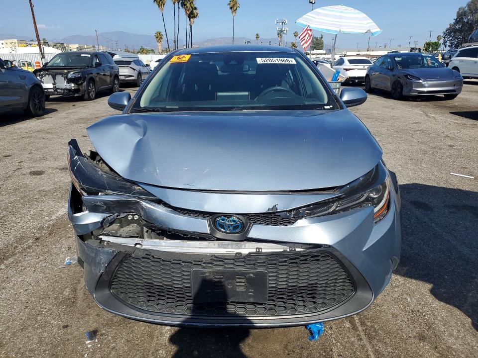 52051966 :رقم المزاد ، JTDEAMDE0MJ027828 vin ، 2021 Toyota Corolla مزاد بيع