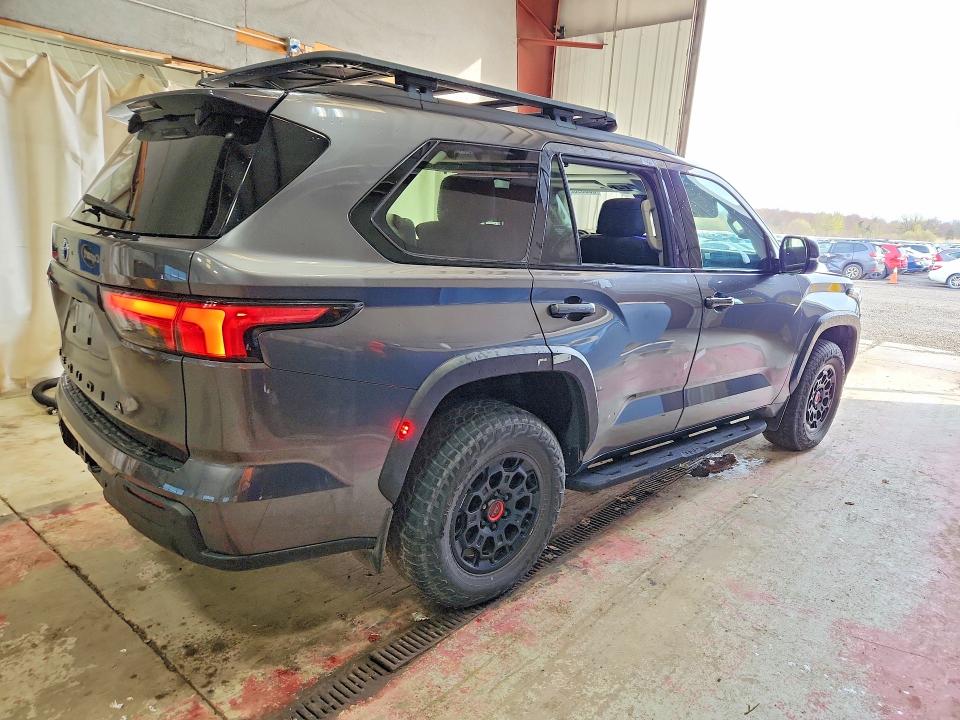 83359524 :رقم المزاد ، 7SVAAABA1PX015207 vin ، 2023 Toyota Sequoia مزاد بيع