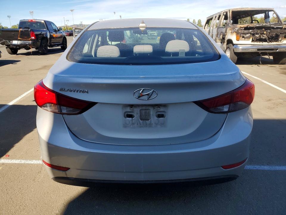 2016 Hyundai Elantra მანქანა იყიდება აუქციონზე, vin: 5NPDH4AEXGH692115, აუქციონის ნომერი: 49487236