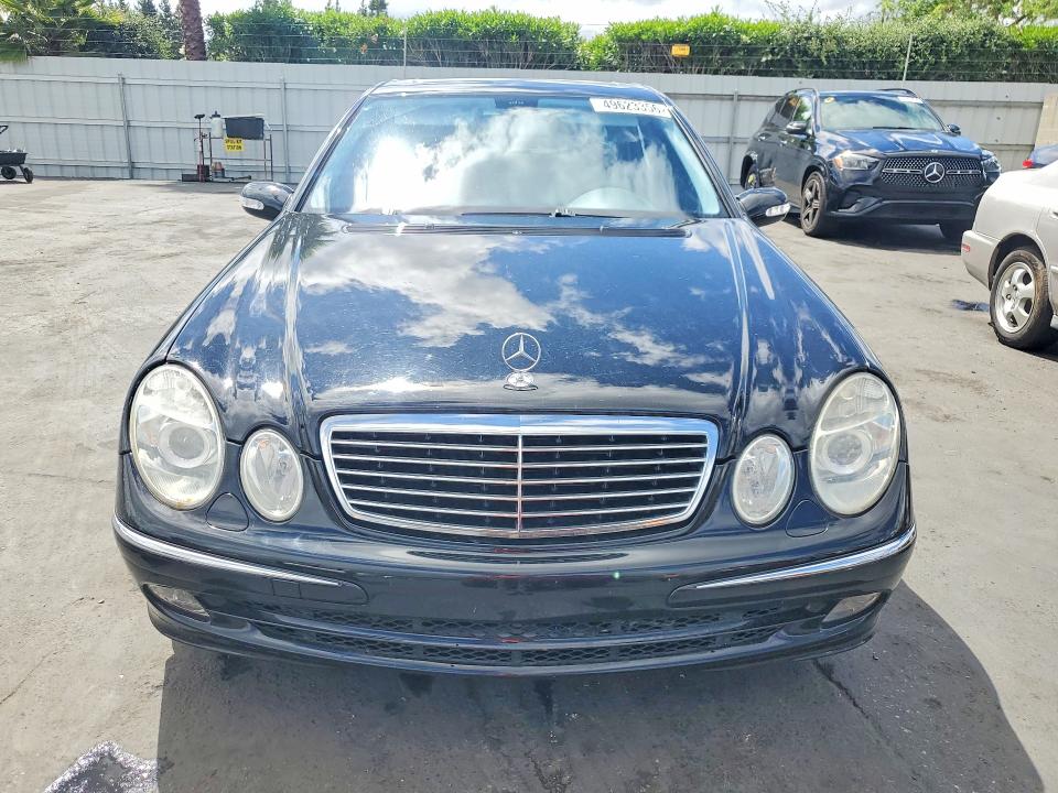 Продажа на аукционе авто 2003 Mercedes-benz E, vin: WDBUF70J13A279277, номер лота: 49623356