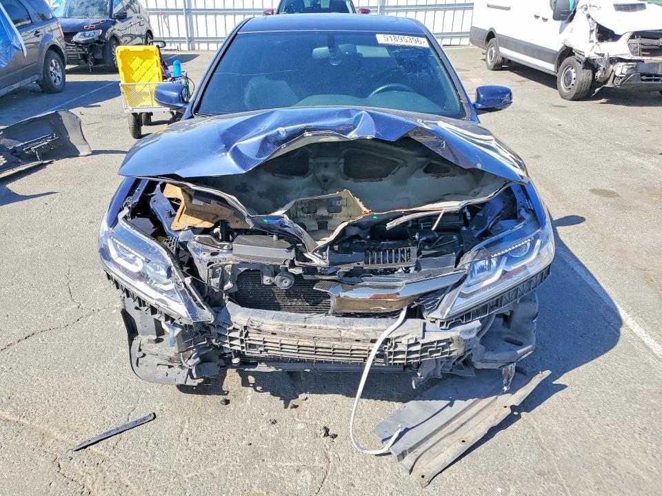 Продажа на аукционе авто 2016 Honda Accord, vin: 1HGCT1B88GA011430, номер лота: 51895396
