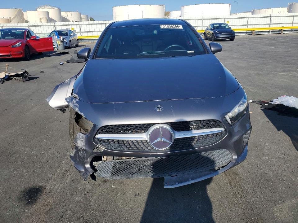 51639296 :رقم المزاد ، WDD3G4EB1KW029359 vin ، 2019 Mercedes-benz A مزاد بيع