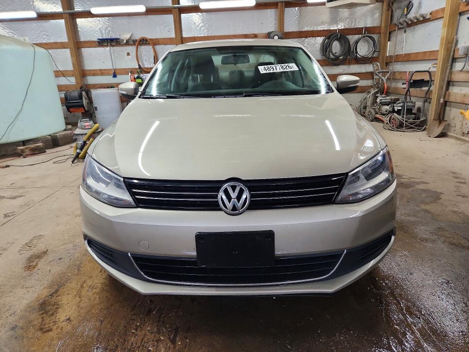 2013 Volkswagen Jetta მანქანა იყიდება აუქციონზე, vin: 3VWDP7AJ0DM237567, აუქციონის ნომერი: 48977826