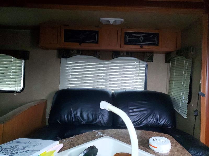 Продаж на аукціоні авто 2011 Heartland Rv Trailers, vin: 5SFEB3428BE219062, номер лоту: 48266046