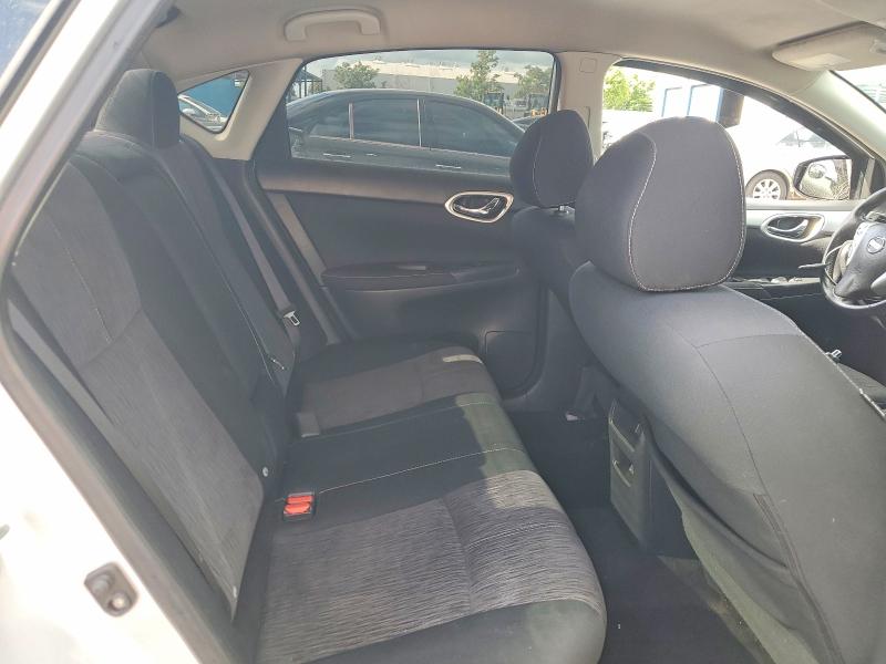 49650526 :رقم المزاد ، 3N1AB7APXFL632568 vin ، 2015 Nissan Sentra مزاد بيع