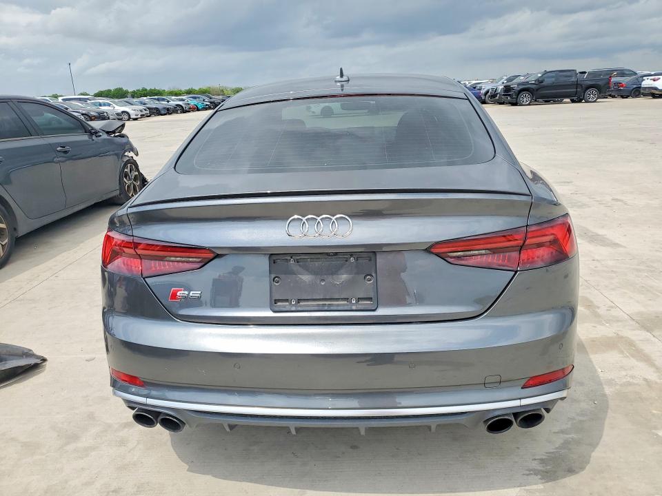 48768086 :رقم المزاد ، WAUC4CF55JA038614 vin ، 2018 Audi S5 مزاد بيع
