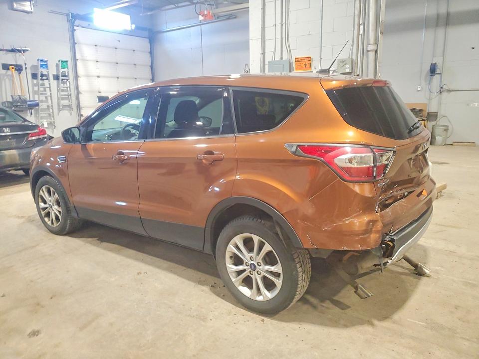 50591596 :رقم المزاد ، 1FMCU0G92HUB16743 vin ، 2017 Ford Truck/van Escape Se 4dr 2wd مزاد بيع