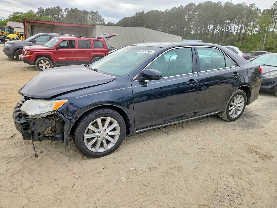 2014 Toyota Camry მანქანა იყიდება აუქციონზე, vin: 4T4BF1FKXER345138, აუქციონის ნომერი: 51416196
