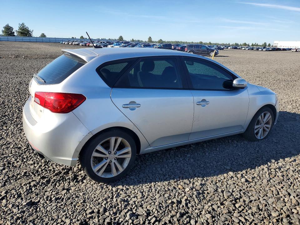 Продажа на аукционе авто 2011 Kia Forte5, vin: KNAFW5A32B5330028, номер лота: 48871786