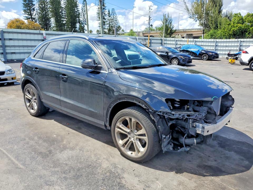 49007146 :رقم المزاد ، WA1EFCFS0FR003977 vin ، 2015 Audi Q3 مزاد بيع