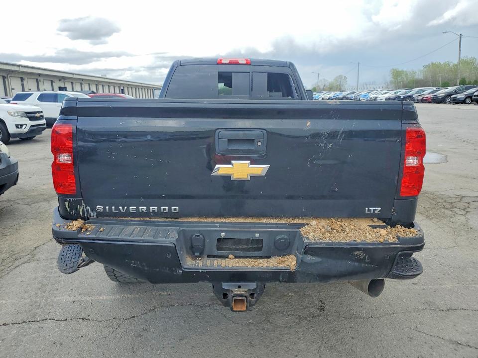 48630926 :رقم المزاد ، 1GC4K0CY7JF222899 vin ، 2018 Chevrolet Silverado مزاد بيع