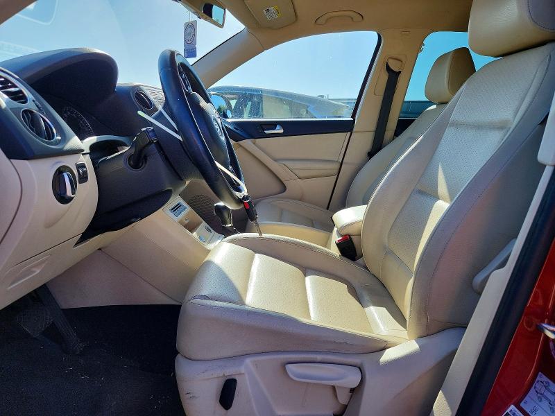 49516736 :رقم المزاد ، WVGBV7AX0GW030830 vin ، 2016 Volkswagen Tiguan مزاد بيع