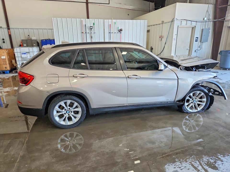 Продаж на аукціоні авто 2015 Bmw X1, vin: WBAVL1C50FVY27001, номер лоту: 48985686