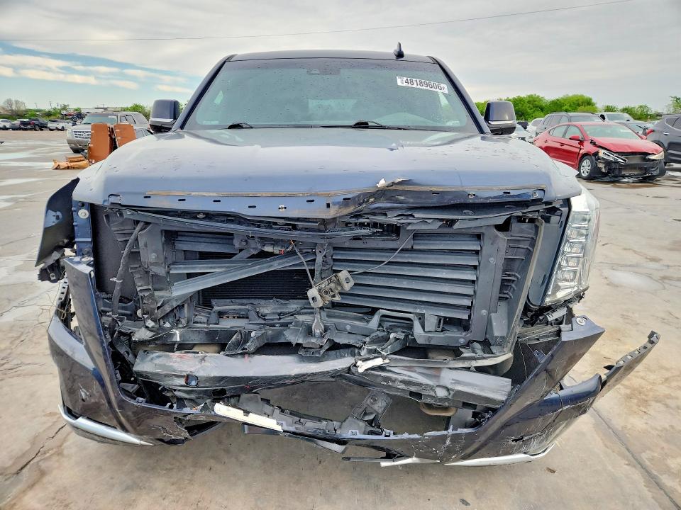 48189606 :رقم المزاد ، 1GYS4KKJ6KR232822 vin ، 2019 Cadillac Escalade مزاد بيع