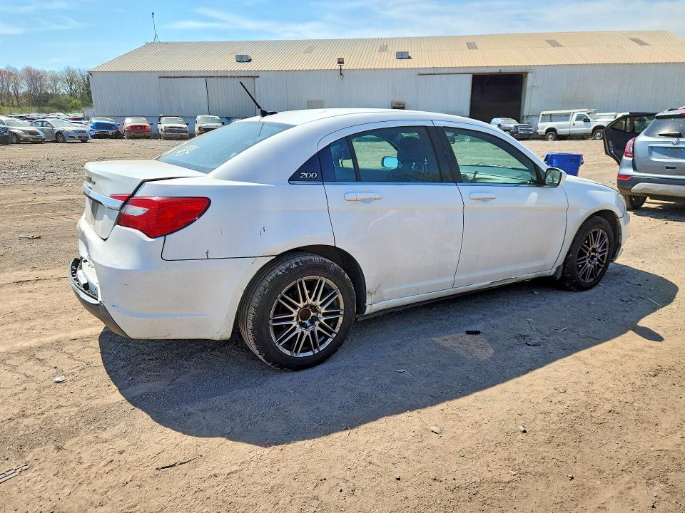 Продажа на аукционе авто 2014 Chrysler 200, vin: 1C3CCBAB6EN212271, номер лота: 49811506