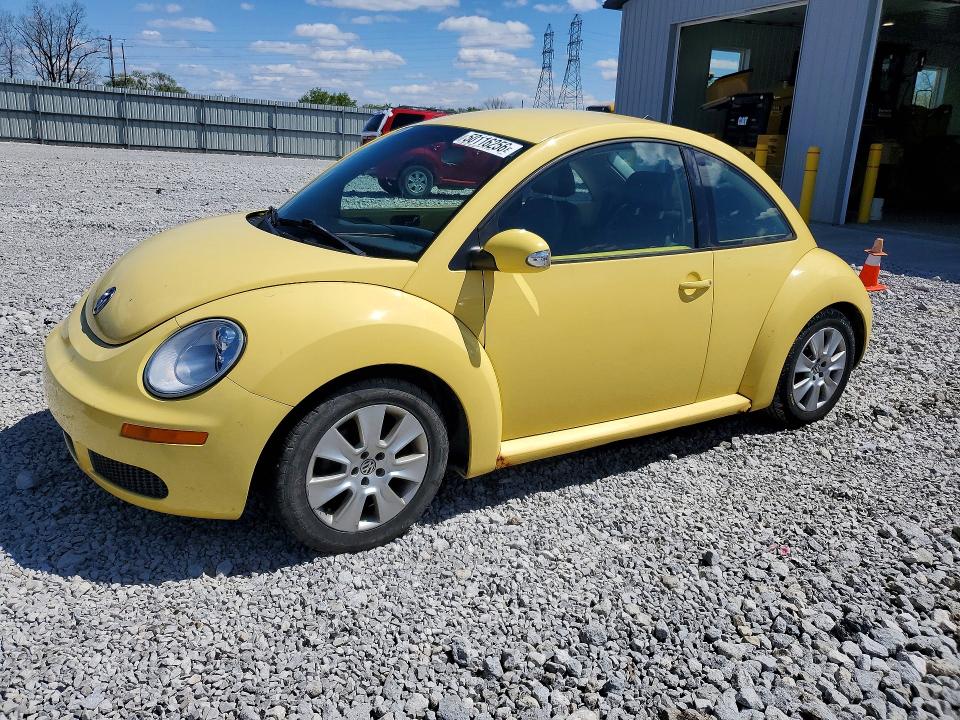 50116256 :رقم المزاد ، 3VWPW31CX9M500052 vin ، 2009 Volkswagen New Beetle مزاد بيع