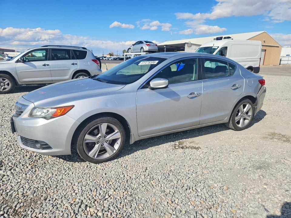 51478396 :رقم المزاد ، 19VDE2E59DE000975 vin ، 2013 Acura Ilx مزاد بيع
