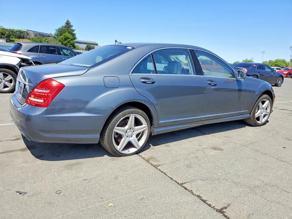 Продажа на аукционе авто 2011 Mercedes-benz S, vin: WDDNG7BB4BA395165, номер лота: 48814046