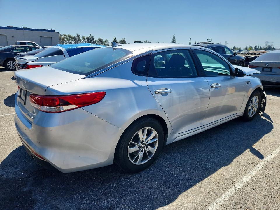 Продаж на аукціоні авто 2018 Kia Optima, vin: 5XXGT4L31JG238782, номер лоту: 49829076
