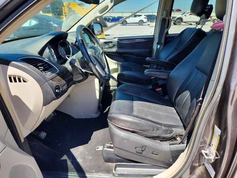 48678366 :رقم المزاد ، 2C4RC1BG9FR510084 vin ، 2015 Chrysler Town & Country مزاد بيع