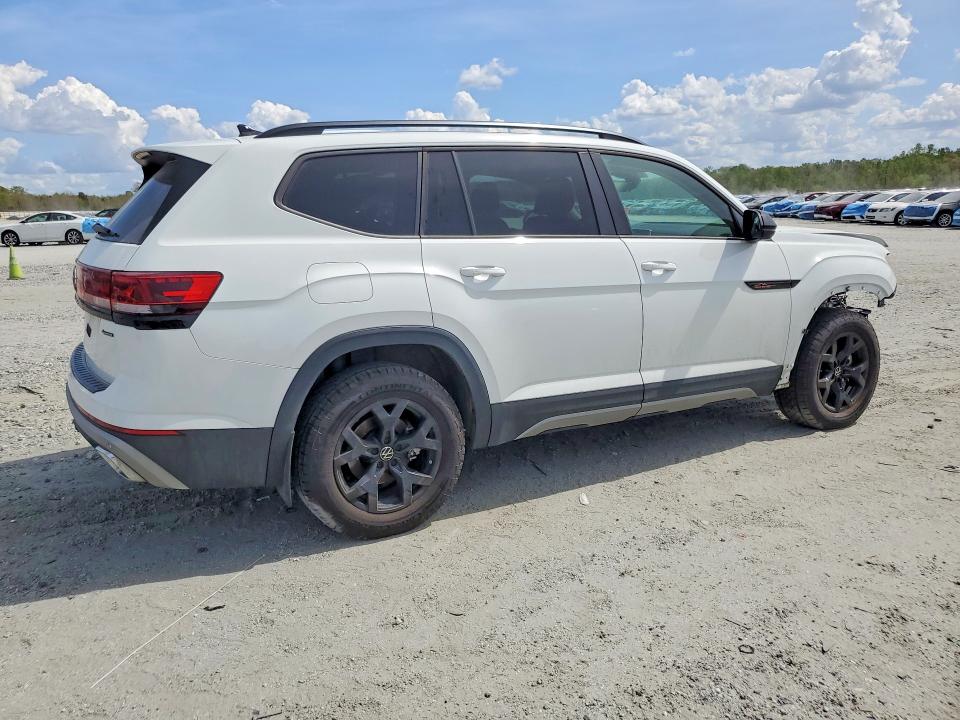 2024 Volkswagen Atlas მანქანა იყიდება აუქციონზე, vin: 1V2CR2CA5RC606696, აუქციონის ნომერი: 48431006