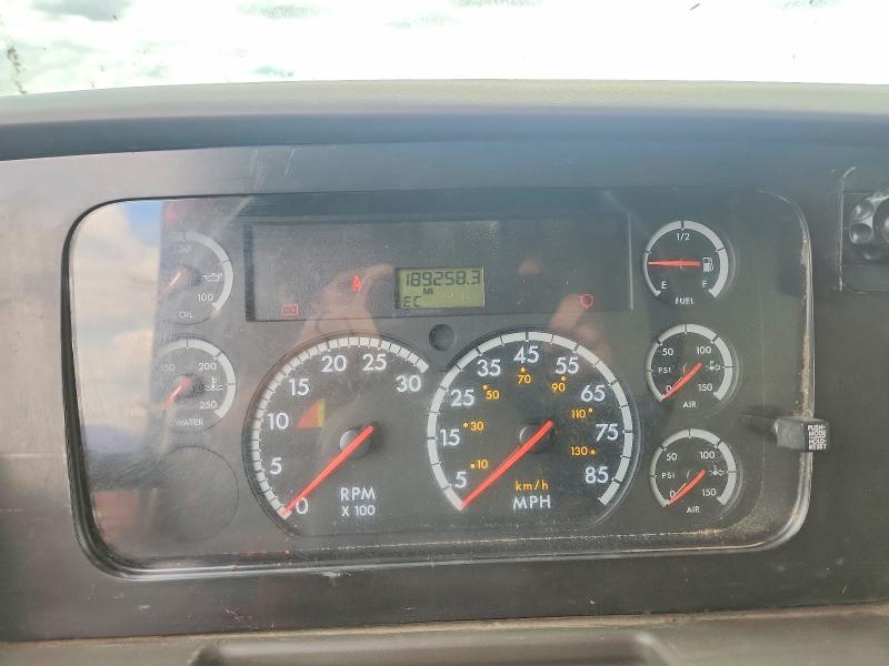 51187136 :رقم المزاد ، 2FZACGBSX8AZ58374 vin ، 2008 Sterling Truck Acterra مزاد بيع