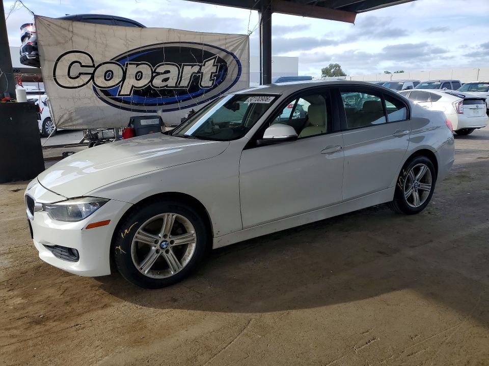 Продажа на аукционе авто 2015 Bmw 320, vin: WBA3B1C57FK136110, номер лота: 50100906