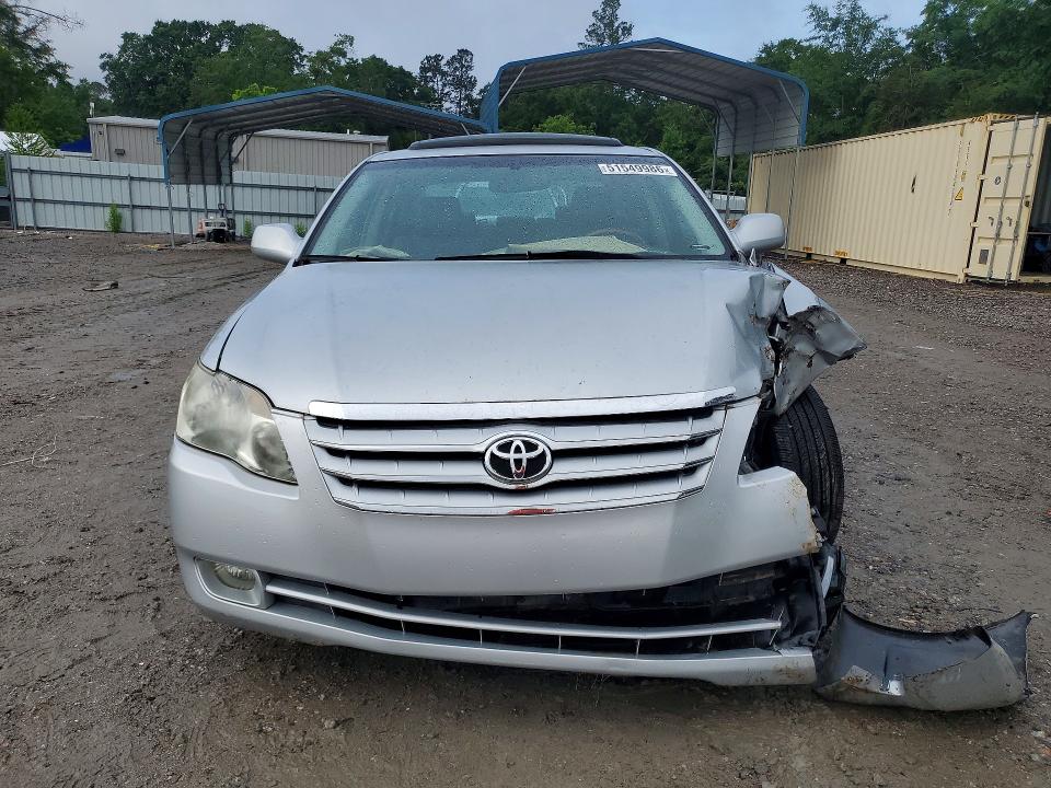 51549986 :رقم المزاد ، 4T1BK36B67U206502 vin ، 2007 Toyota Avalon مزاد بيع