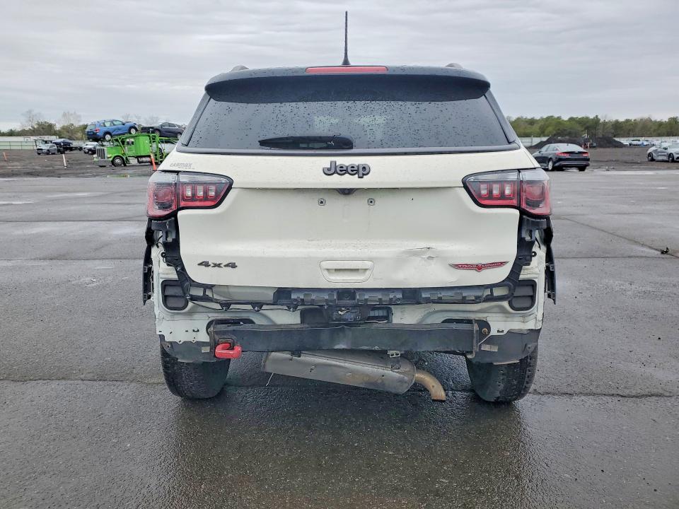 Продаж на аукціоні авто 2018 Jeep Compass, vin: 3C4NJDDB6JT367138, номер лоту: 50731816