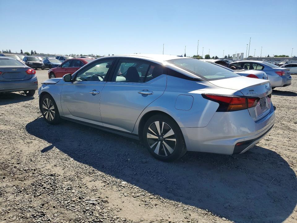 48945806 :رقم المزاد ، 1N4BL4DVXNN381255 vin ، 2022 Nissan Altima مزاد بيع