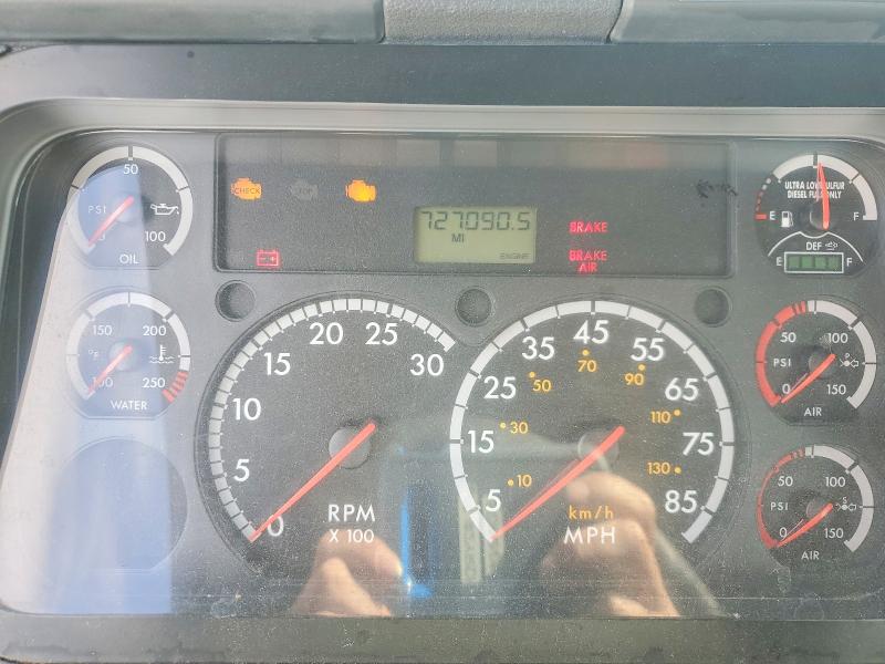 Aukcja sprzedaży 2014 Freightliner Cascadia, vin: 1FUBGEDV4ELFW8390, numer aukcji: 77531025