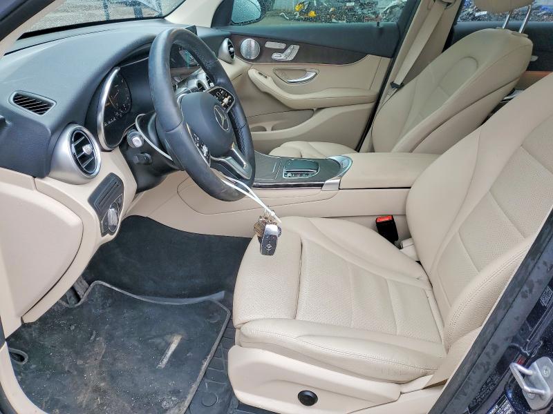 48151456 :رقم المزاد ، W1N0G8EB5MF893055 vin ، 2021 Mercedes-benz Glc مزاد بيع